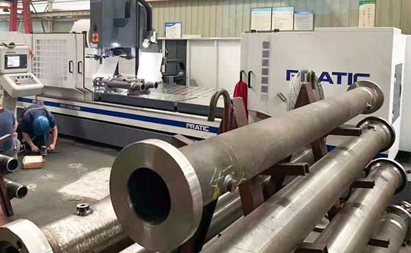 主液压油缸油孔加工